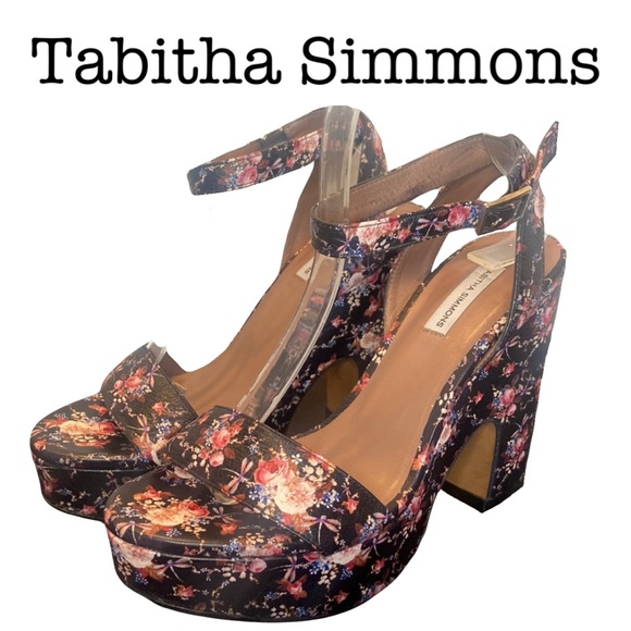 Tabitha Simmons Black Floral Ankle Platform Heels Size 38 - Picture 1 of 11
